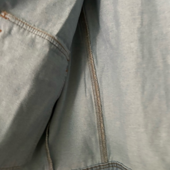 Denim Jacket size large - Picture 3 of 8